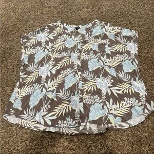 Torrid tropical print button-down blouse women’s size 5X